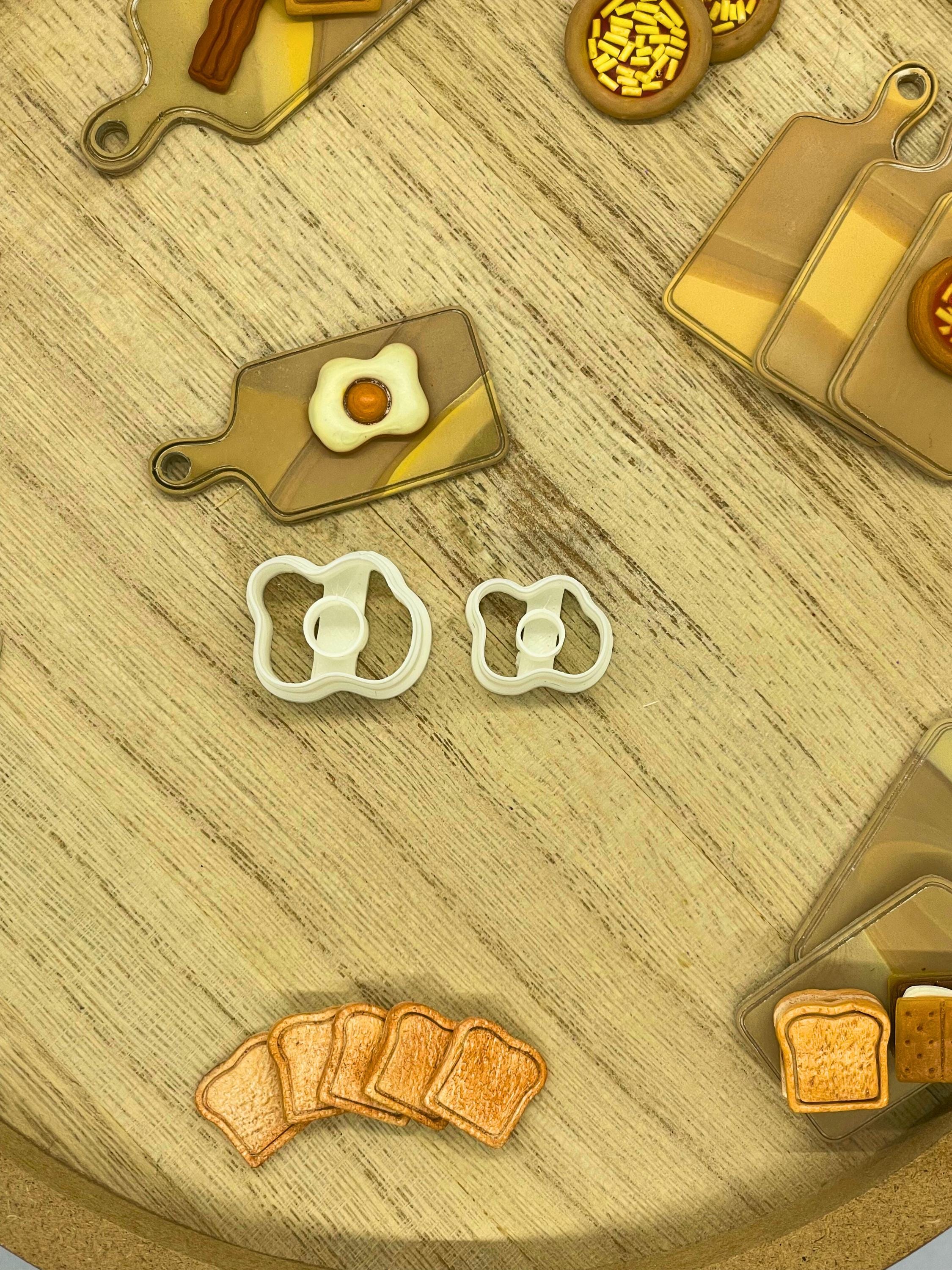 Over Easy Egg Clay Cutter